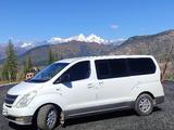 Hyundai H-1 2011 года за 8 000 000 тг. в Усть-Каменогорск
