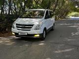 Hyundai H-1 2011 года за 8 000 000 тг. в Усть-Каменогорск – фото 2