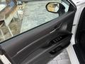 Toyota Camry 2020 года за 13 000 000 тг. в Алматы – фото 9