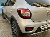 Renault Sandero Stepway 2015 года за 4 500 000 тг. в Семей – фото 4