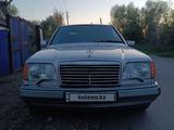 Mercedes-Benz E 220 1995 годаүшін1 900 000 тг. в Петропавловск