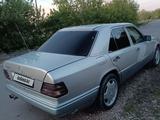 Mercedes-Benz E 220 1995 годаүшін1 900 000 тг. в Петропавловск – фото 4