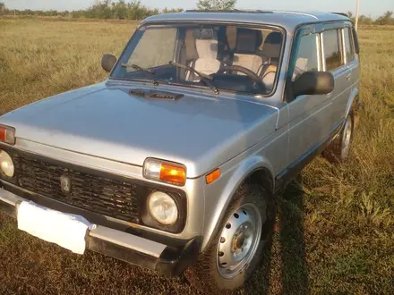 ВАЗ (Lada) Lada 2131 (5-ти дверный) 2012 года за 2 900 000 тг. в Актобе – фото 2