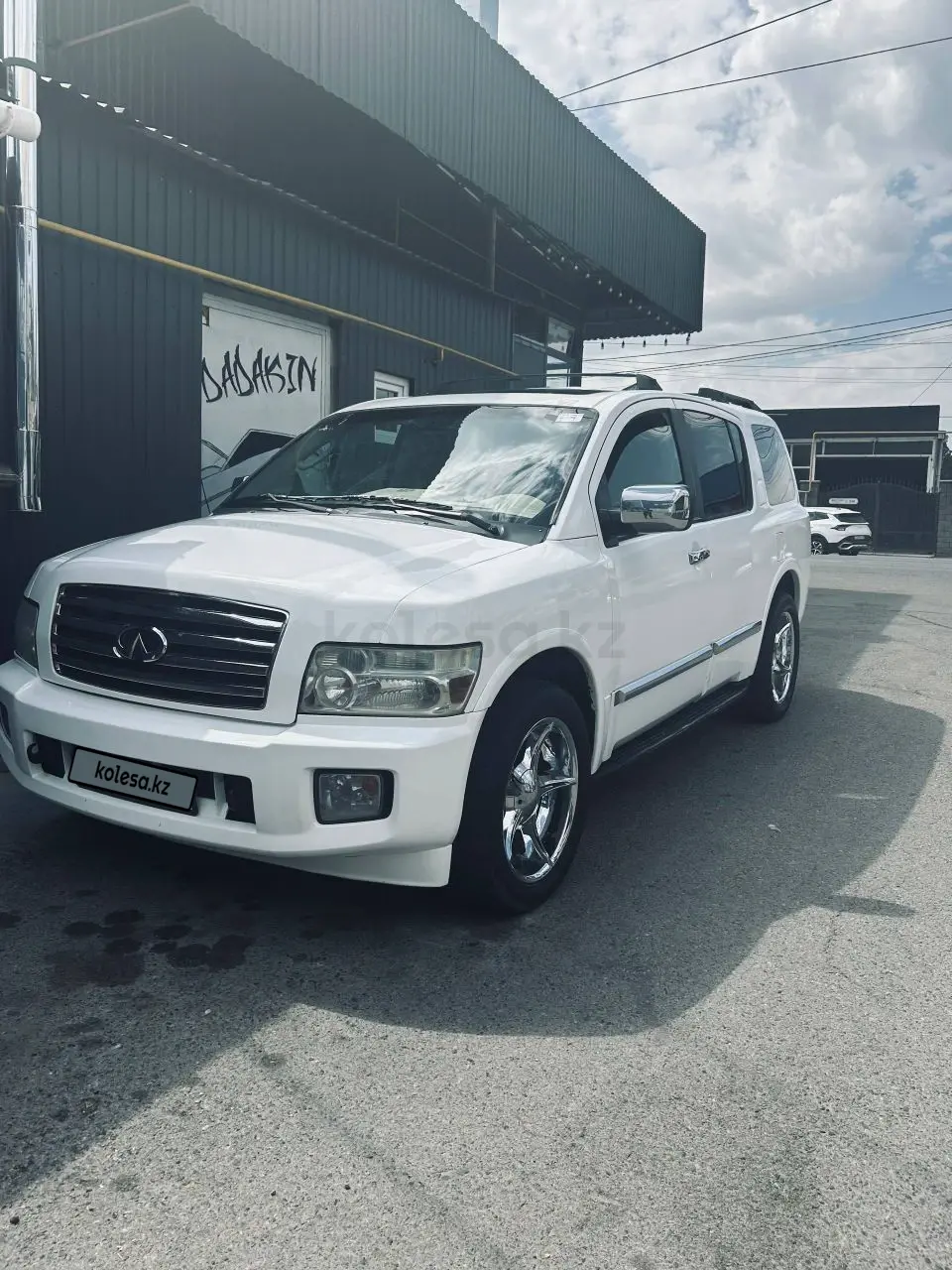 Infiniti QX56, 2006