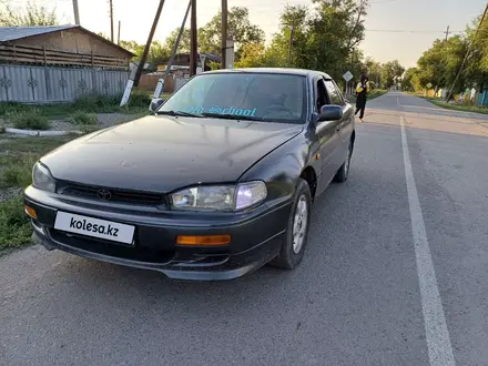 Toyota Camry 1993 года за 1 850 000 тг. в Талдыкорган – фото 2