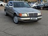 Mercedes-Benz C 180 1995 года за 2 300 000 тг. в Караганда – фото 2