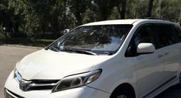 Toyota Sienna 2018 годаүшін14 500 000 тг. в Алматы – фото 2