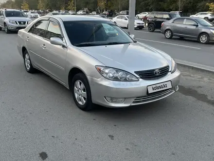 Toyota Camry 2005 года за 4 600 000 тг. в Семей