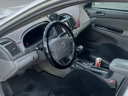 Toyota Camry 2005 года за 4 600 000 тг. в Семей – фото 6