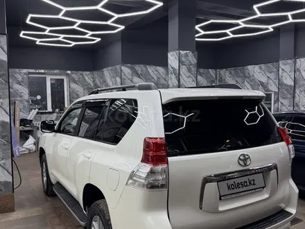 Toyota Land Cruiser Prado 2010 года за 17 500 000 тг. в Алматы – фото 11