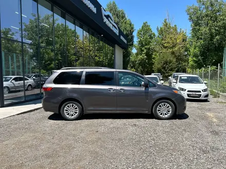 Toyota Sienna 2016 года за 15 300 000 тг. в Шымкент – фото 3