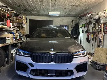 Бампер в сборе BMW G30 переделка M5F90 за 100 000 тг. в Алматы – фото 10