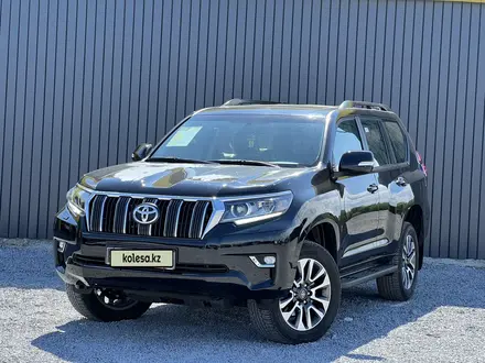 Toyota Land Cruiser Prado 2022 года за 34 200 000 тг. в Актобе