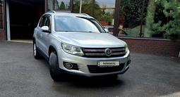 Volkswagen Tiguan 2011 года за 6 100 000 тг. в Алматы