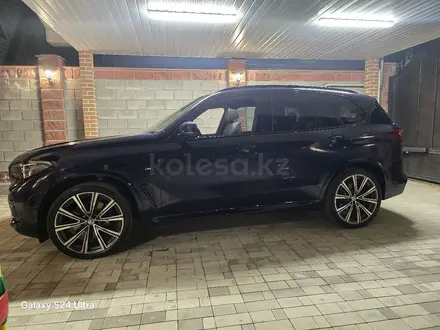 BMW X5 2022 года за 44 500 000 тг. в Алматы – фото 15