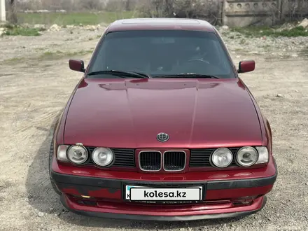 BMW 525 1993 года за 1 900 000 тг. в Алматы – фото 2