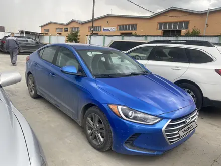 Hyundai Elantra 2017 года за 3 800 000 тг. в Атырау – фото 5