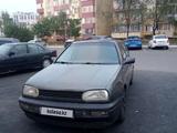 Volkswagen Golf 1993 года за 900 000 тг. в Алматы