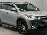 Toyota Highlander 2018 годаүшін22 000 000 тг. в Алматы – фото 3