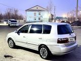 Kia Carens 2003 года за 1 900 000 тг. в Усть-Каменогорск – фото 4