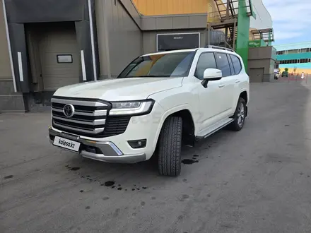 Toyota Land Cruiser 2023 года за 44 000 000 тг. в Алматы