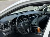 Toyota Camry 2019 года за 13 500 000 тг. в Кулан – фото 4
