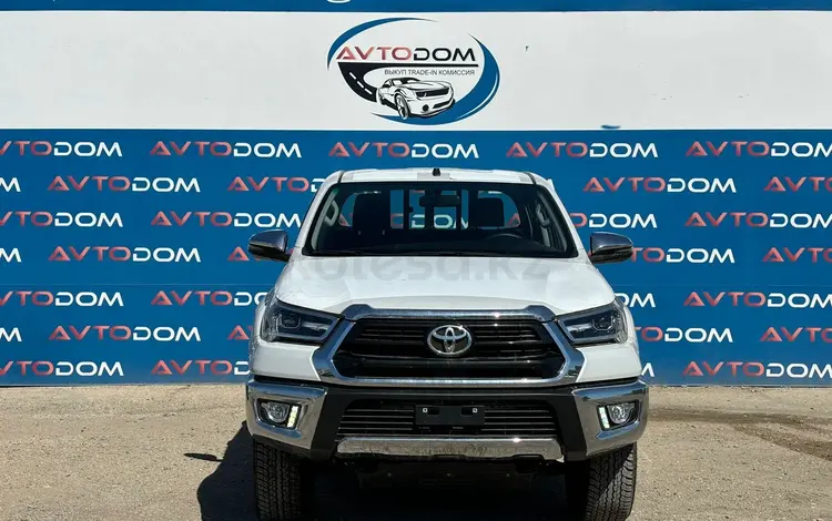 Toyota Hilux 2024 года за 21 300 000 тг. в Актау