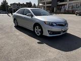 Toyota Camry 2014 года за 8 800 000 тг. в Алматы – фото 2