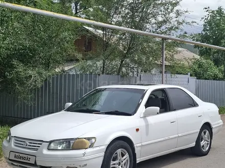 Toyota Camry Gracia 1998 года за 2 200 000 тг. в Алматы – фото 2