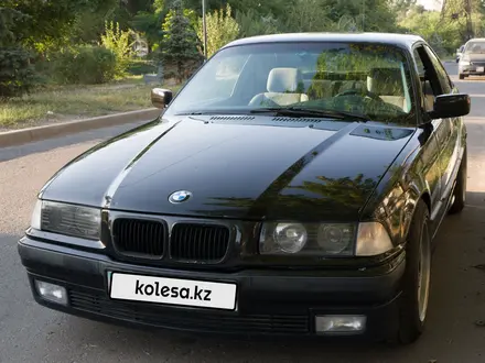 BMW 328 1995 года за 2 600 000 тг. в Алматы – фото 3