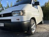 Volkswagen Transporter 1997 года за 2 900 000 тг. в Караганда