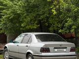 BMW 320 1995 годаүшін2 000 000 тг. в Алматы