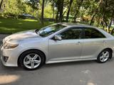 Toyota Camry 2012 годаүшін7 800 000 тг. в Алматы – фото 2