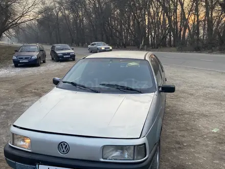 Volkswagen Passat 1990 года за 700 000 тг. в Бурыл