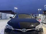 Toyota Camry 2016 года за 8 900 000 тг. в Атырау