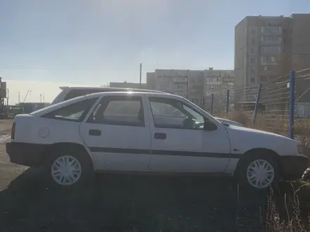 Opel Vectra 1992 года за 650 000 тг. в Караганда – фото 2