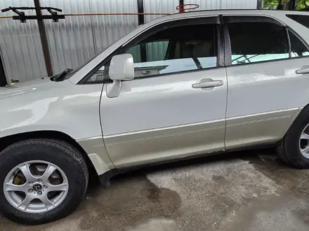 Lexus RX 300 2000 года за 5 100 000 тг. в Шымкент – фото 3