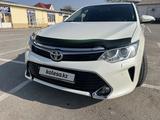 Toyota Camry 2017 года за 12 200 000 тг. в Шымкент