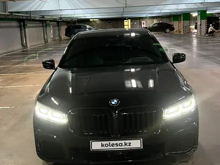 BMW 730 2020 года за 38 000 000 тг. в Астана – фото 4