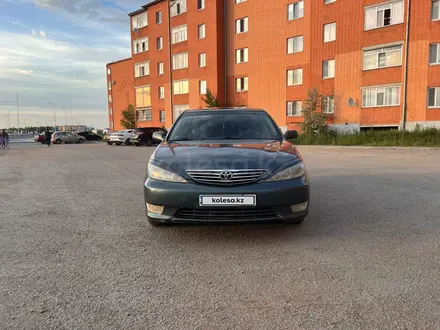 Toyota Camry 2005 года за 4 500 000 тг. в Кокшетау – фото 2