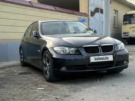 BMW 320 2006 года за 3 500 000 тг. в Туркестан