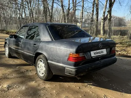 Mercedes-Benz E 200 1992 года за 850 000 тг. в Алматы – фото 12