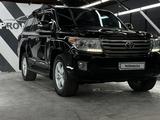 Toyota Land Cruiser 2014 года за 27 000 000 тг. в Алматы – фото 2