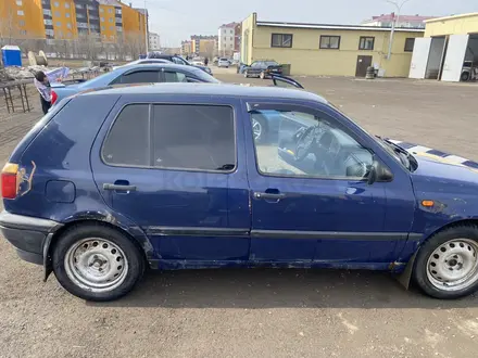 Volkswagen Golf 1992 года за 750 000 тг. в Актобе – фото 3