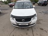 Volkswagen Touran 2008 года за 5 300 000 тг. в Астана