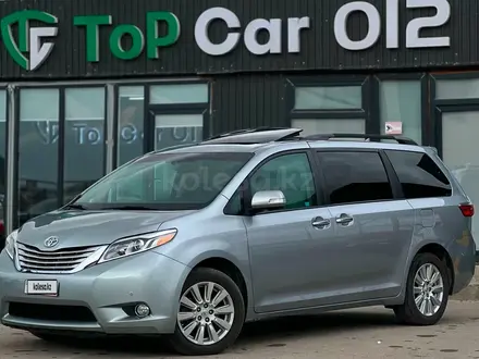 Toyota Sienna 2017 года за 15 200 000 тг. в Актау