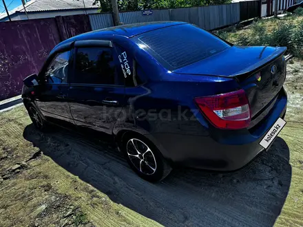 ВАЗ (Lada) Granta 2190 2013 года за 1 600 000 тг. в Атырау – фото 3