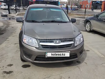 ВАЗ (Lada) Granta 2190 2015 года за 3 750 000 тг. в Семей