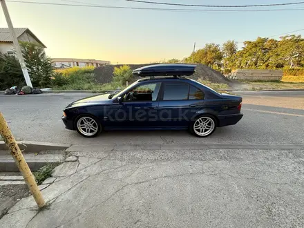 BMW 525 2000 года за 4 400 000 тг. в Шымкент – фото 11