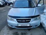 Hyundai Sonata 2005 годаfor4 100 000 тг. в Алматы